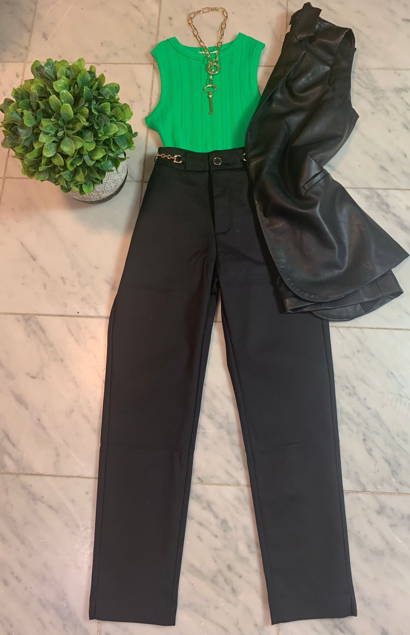Black Ankle Pant