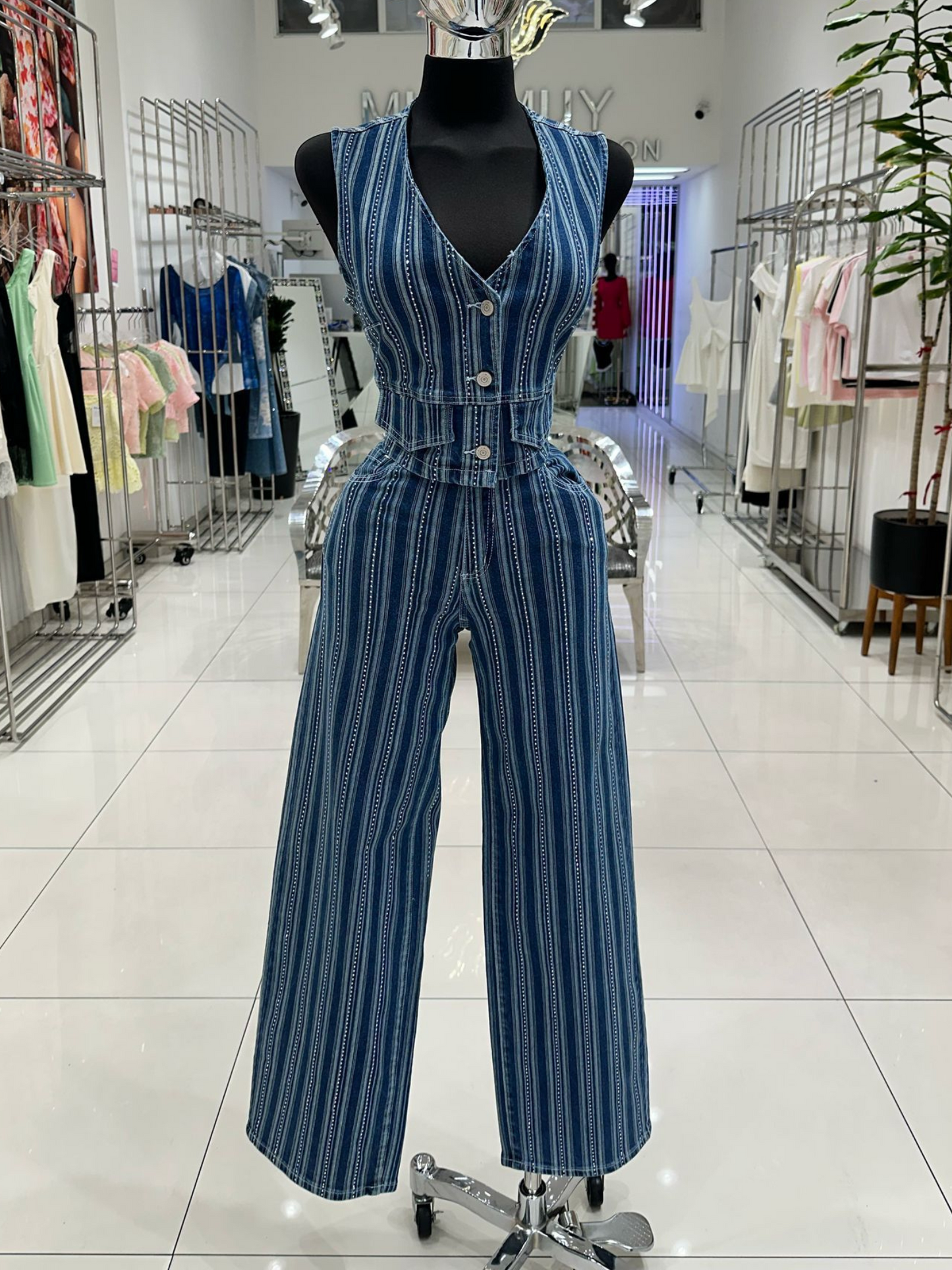 Vest & Jean w/ rhinestones Set