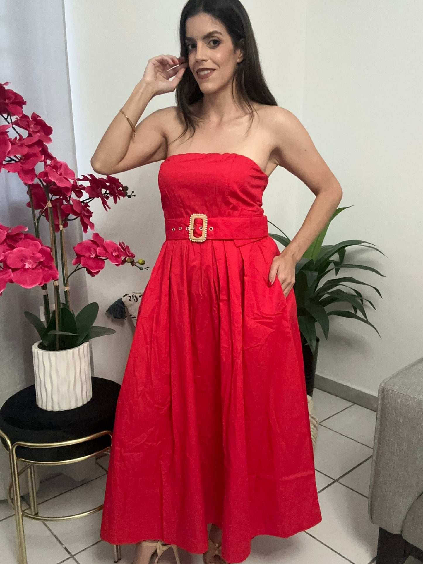 Off shoulder Lady in Red Dress