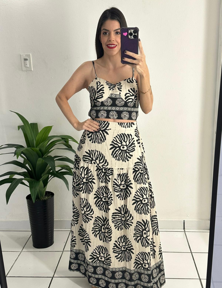 Off white & black skirt set