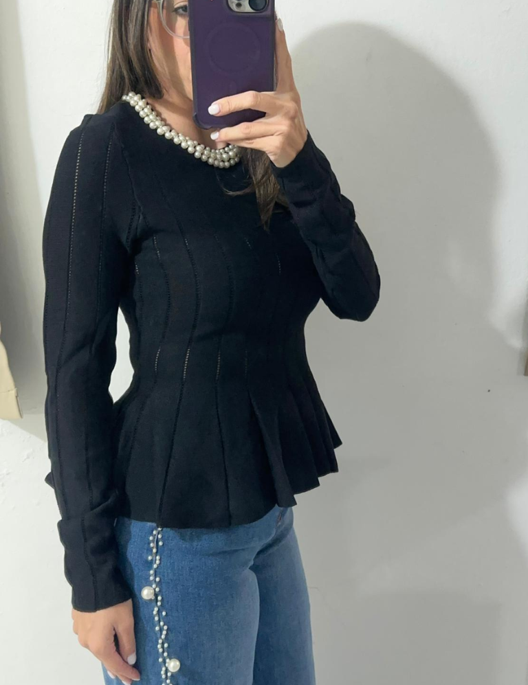 Long Sleeve Pearls Top