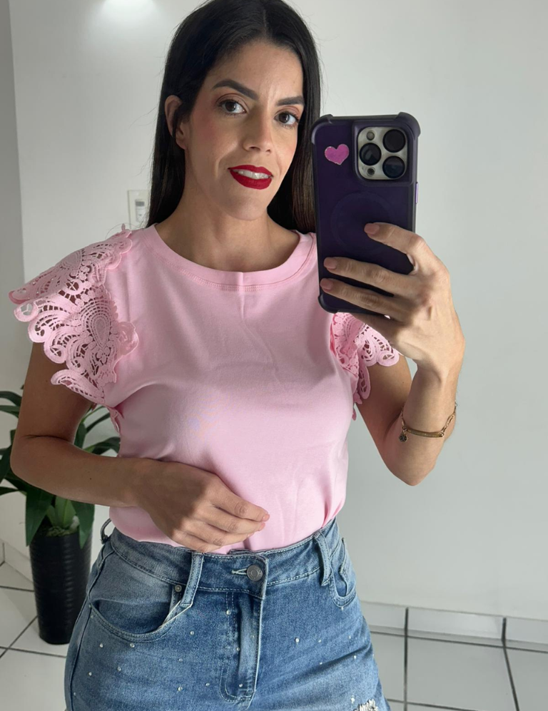 Laced sleeves pink top