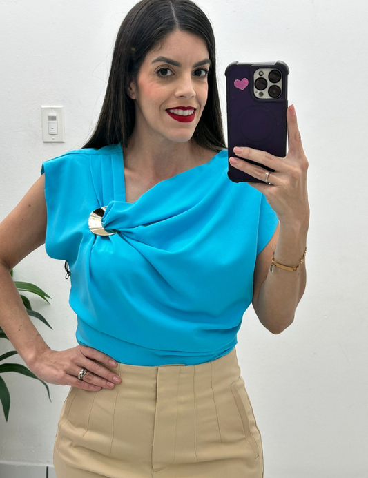 Asymmetrical neckline Aqua Top